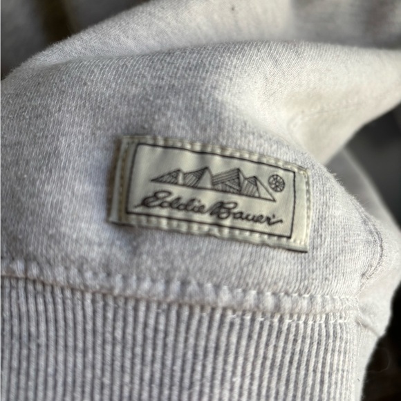 Women’s Grey Crewneck Sweatshirt! - Picture 2 of 4